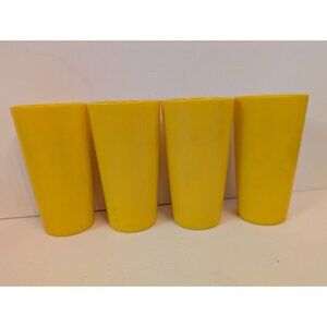 Set Of 4 Vintage Tupperware Yellow Plastic Tumblers